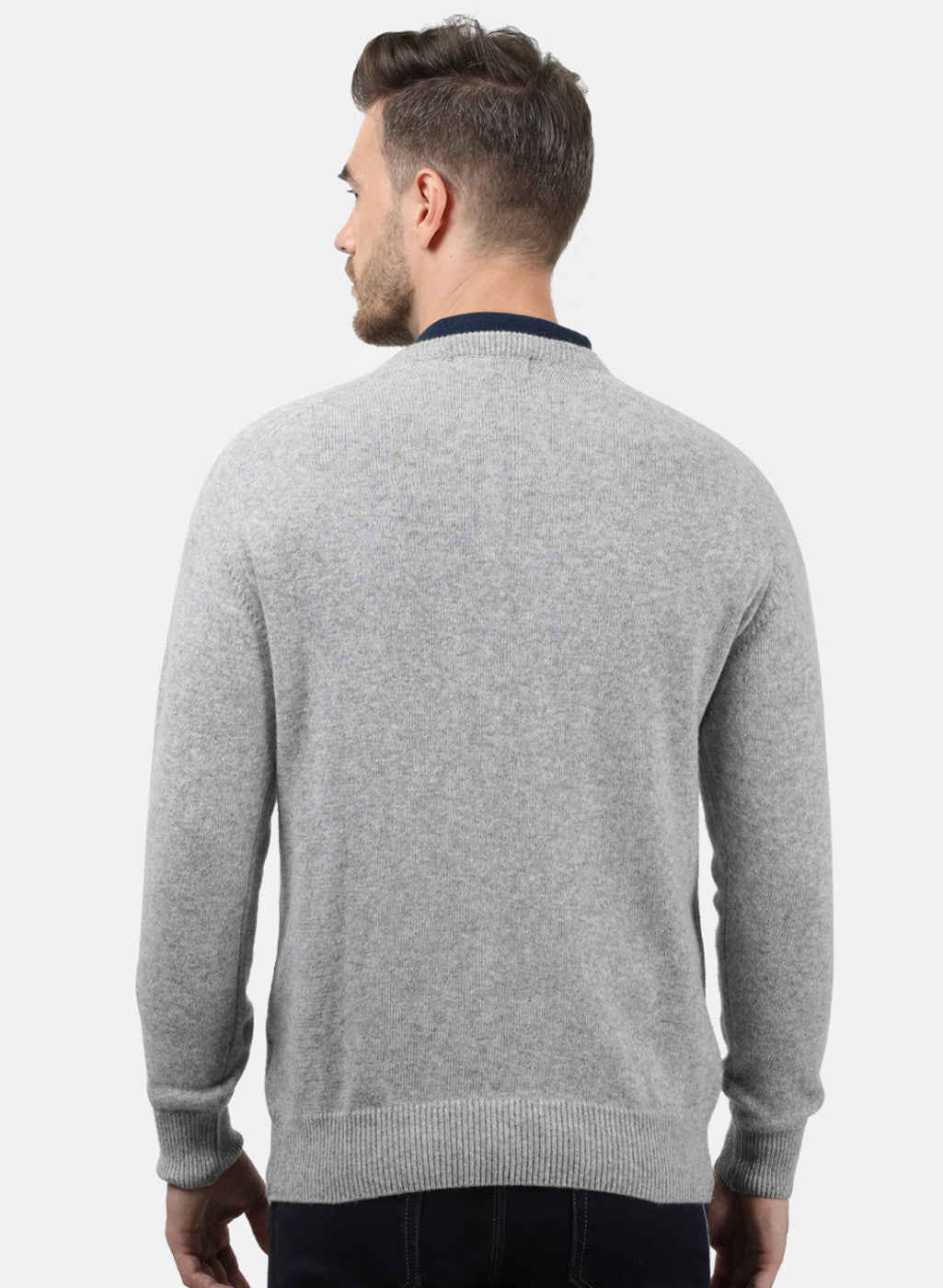 Men Grey Solid Pullover