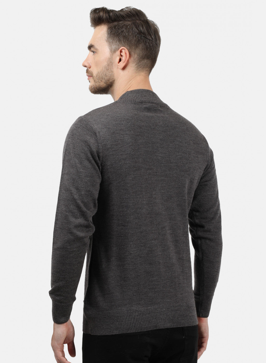 Men Grey Solid Pullover