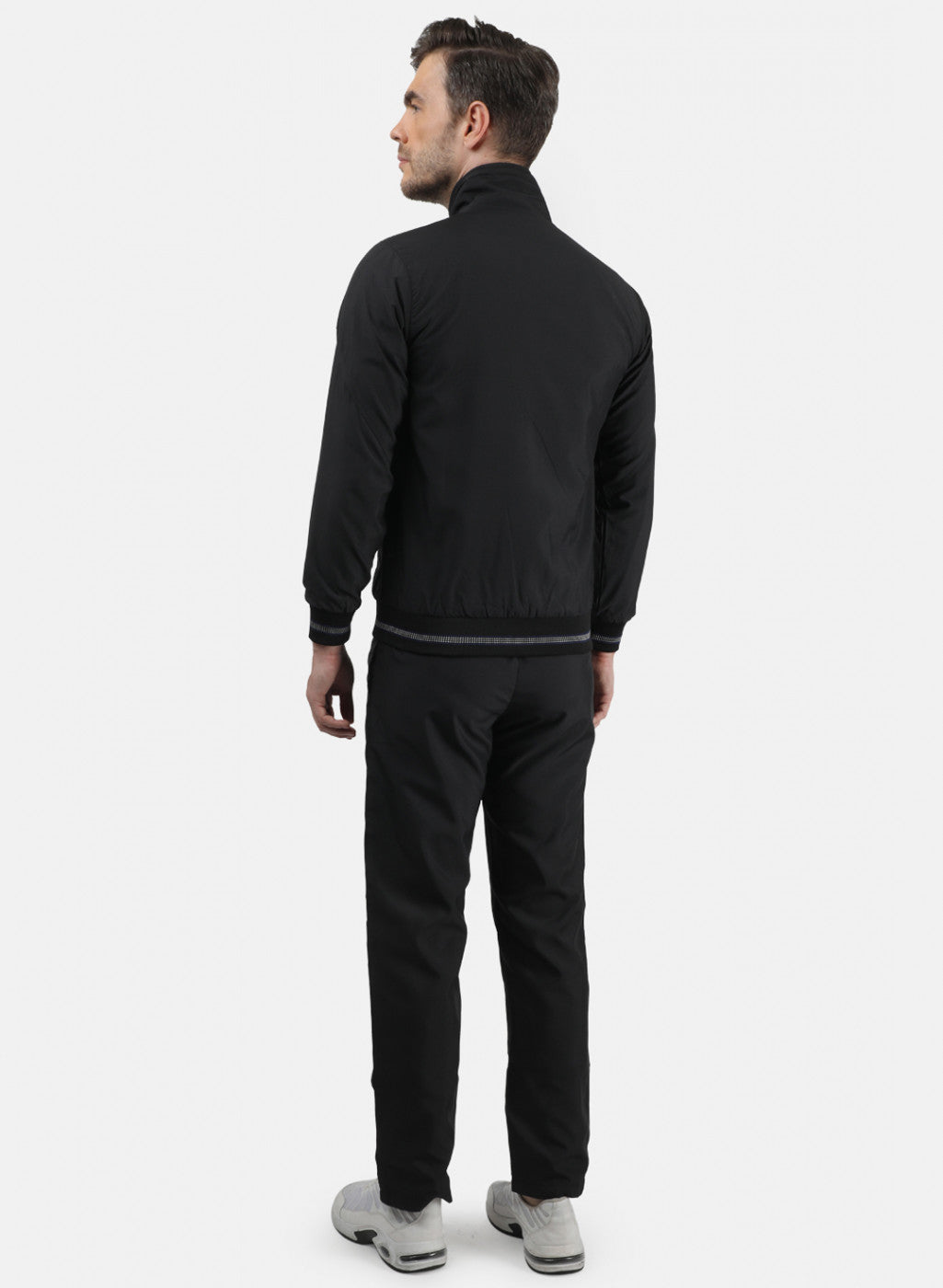 Men Black Plain Tracksuit