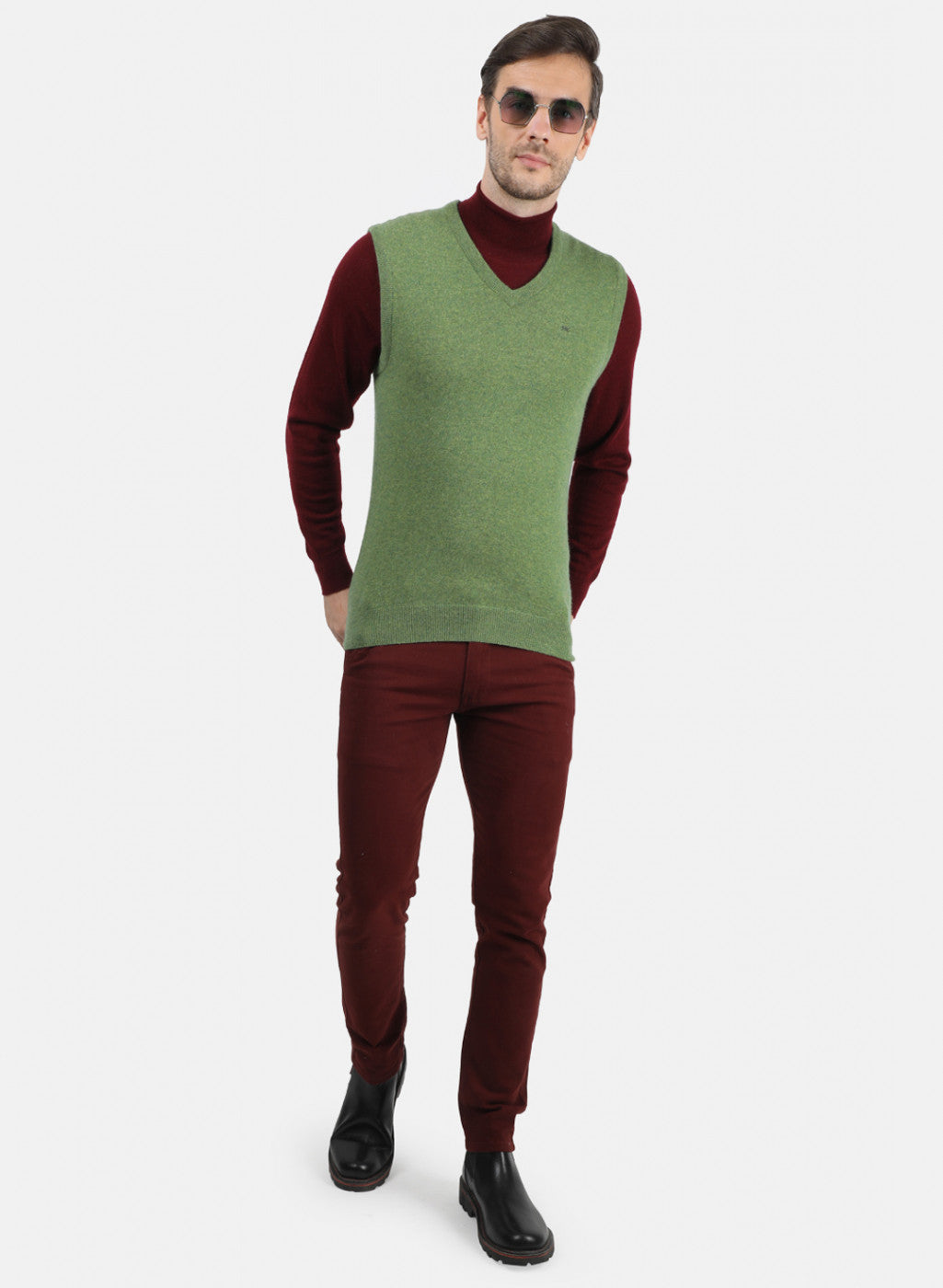 Men Green Solid Sweater