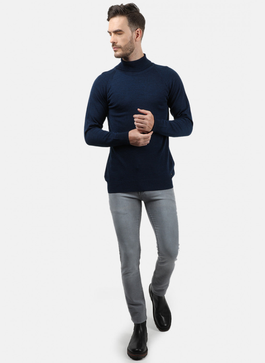 Men NAvy Blue Solid Pullover