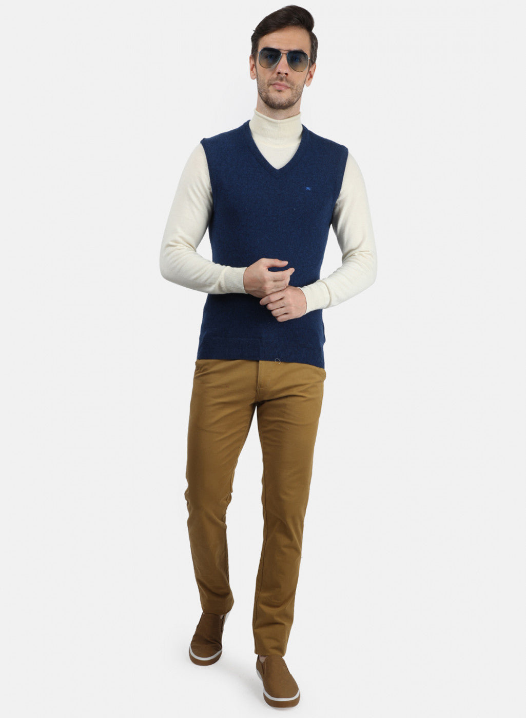 Men Blue Solid Sweater