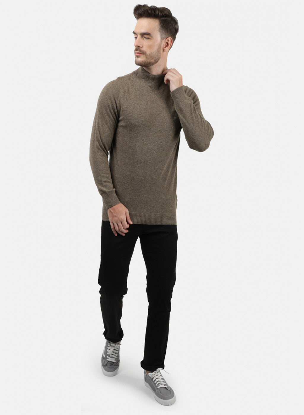 Men Brown Solid Pullover