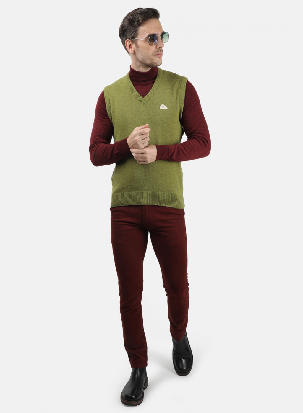 Men Green Solid Sweater