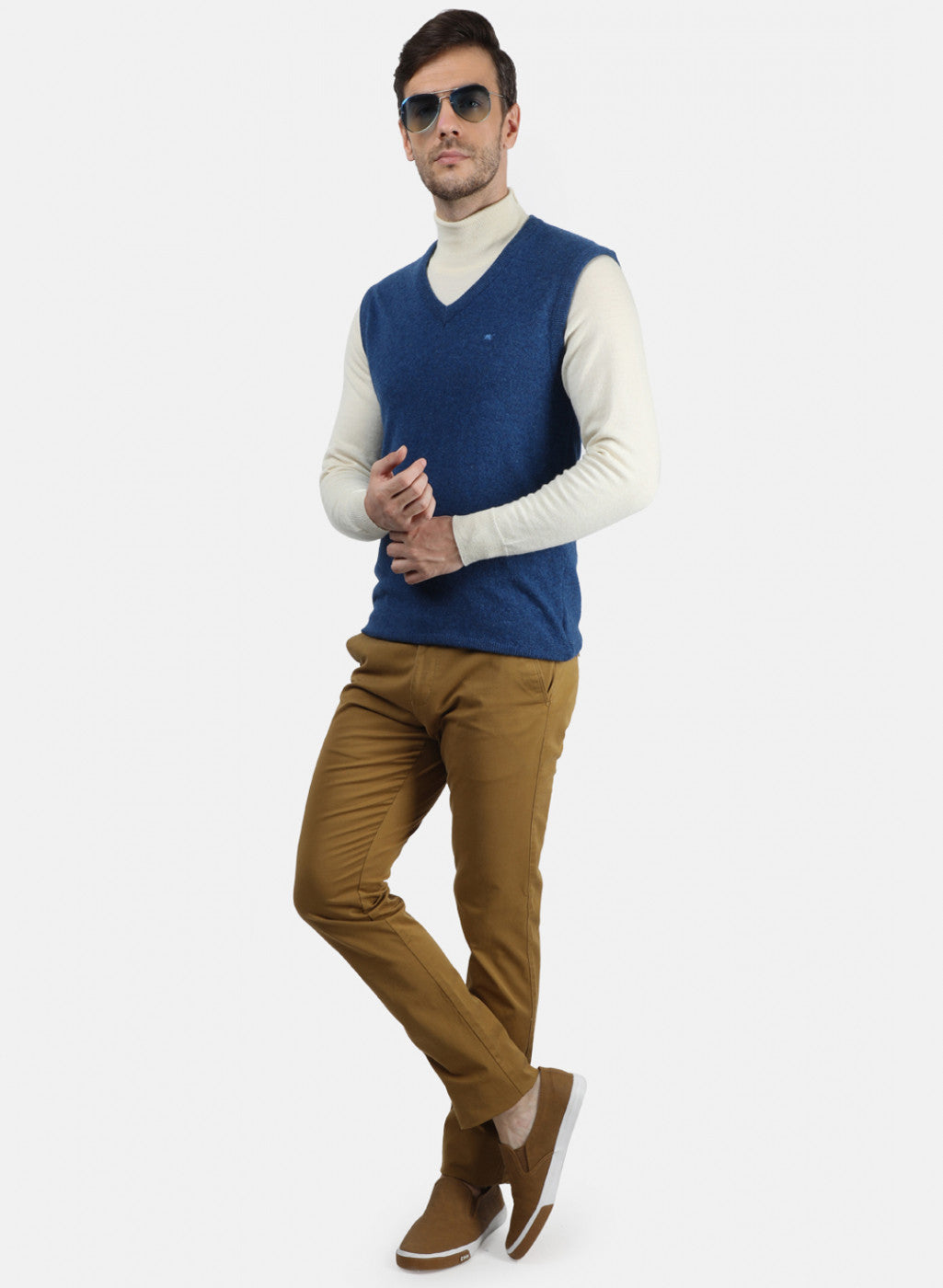 Men Blue Solid Sweater