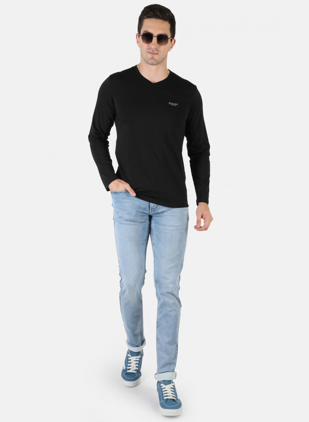 Men Black Plain T-Shirt