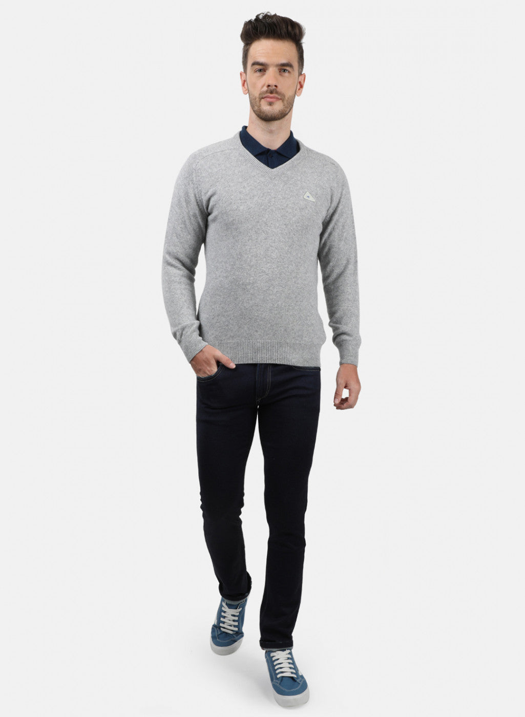 Men Grey Solid Pullover