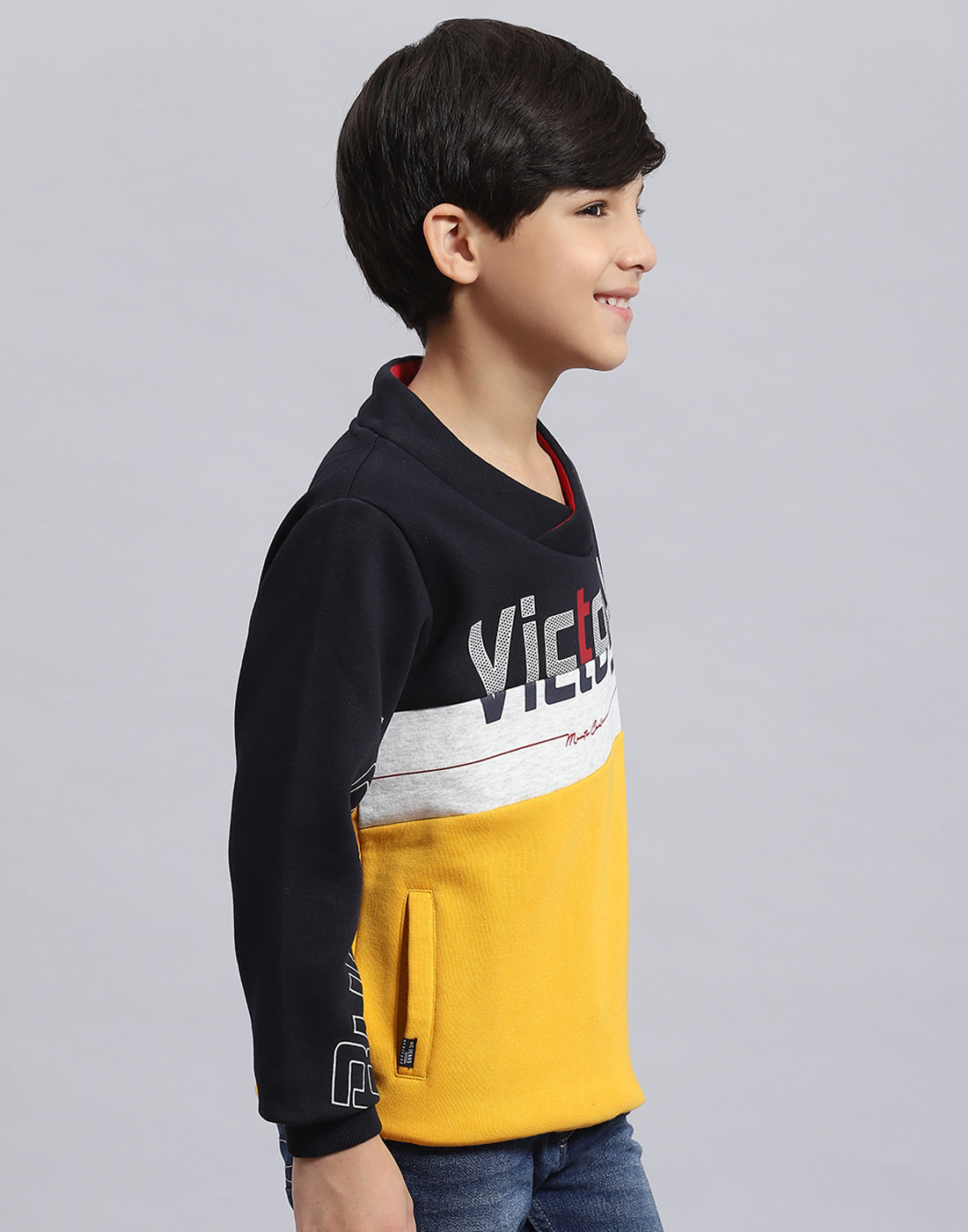 Boys Mustard Solid F Neck Full Sleeve Sweatshirt