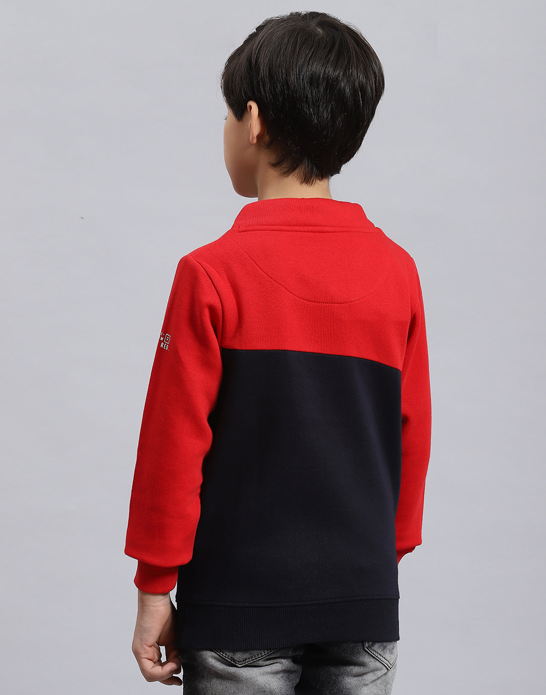 Boys Red Solid F Neck Full Sleeve Sweatshirt