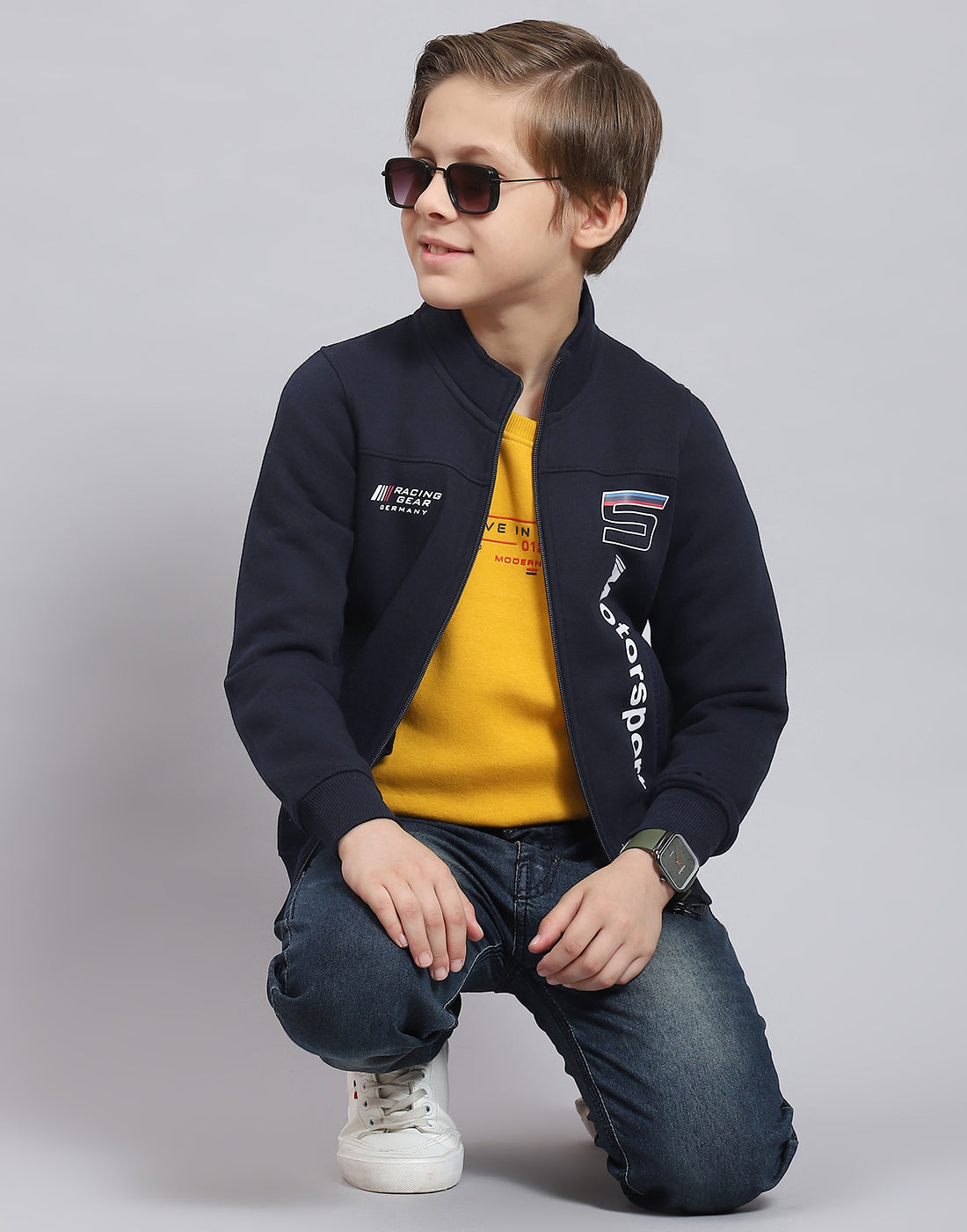 Boys Navy Blue Printed Stand Collar Full Sleeve Sweatshirt