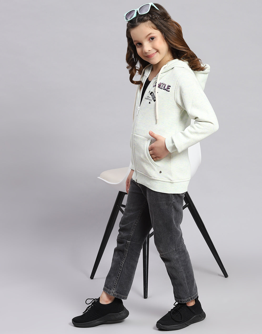 Girls Blue Printed Hooded Full Sleeve Sweatshirt