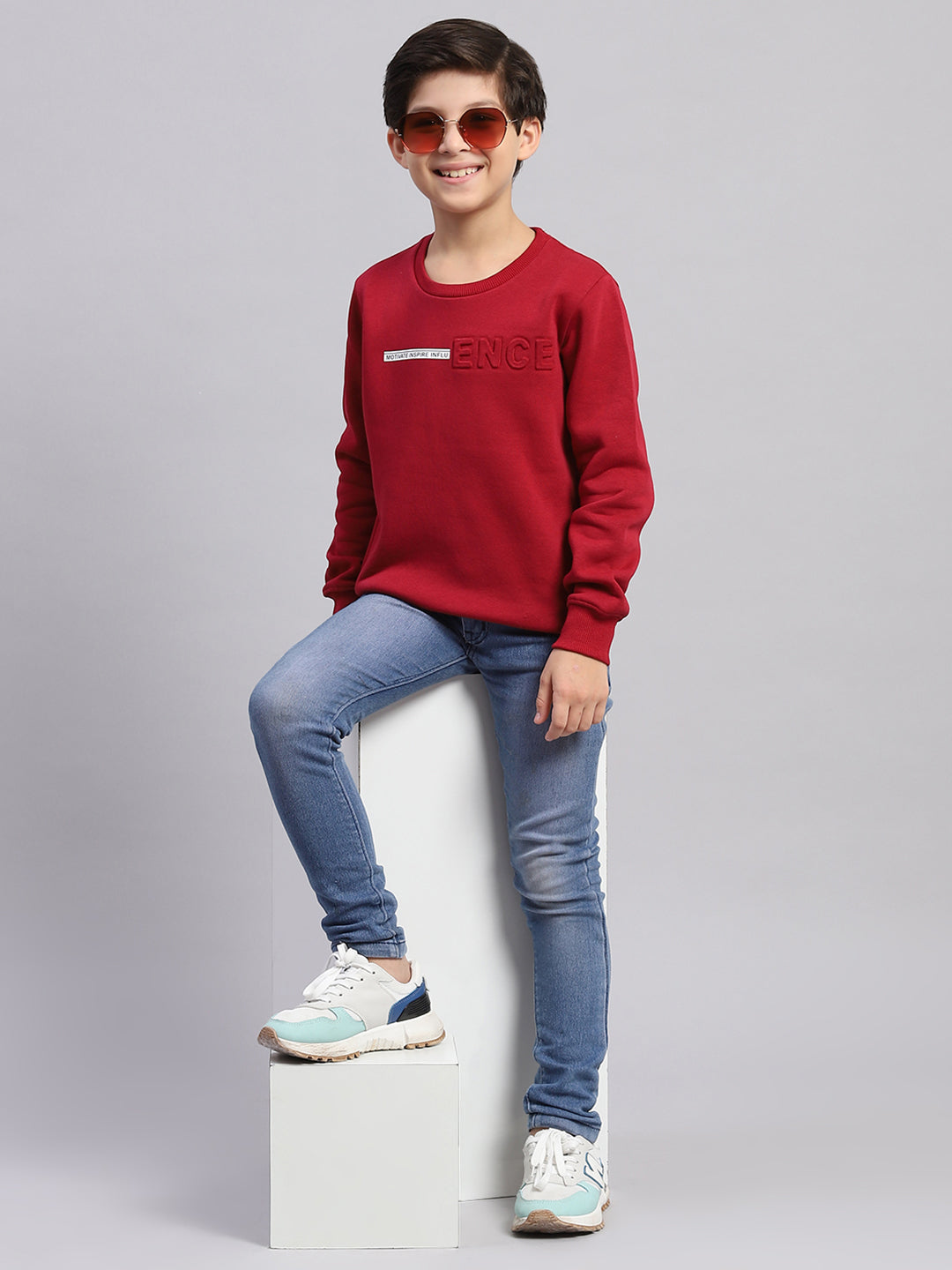 Boys Maroon Printed Round Neck Full Sleeve Sweatshirt