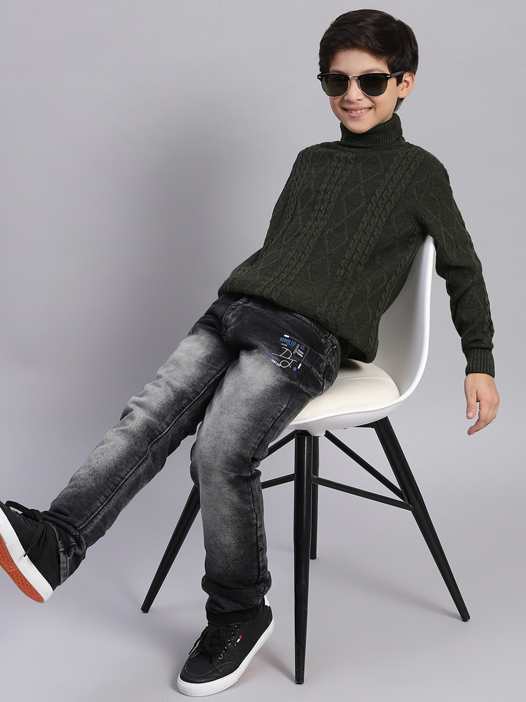 Boys Olive Self Design T Neck Full Sleeve Sweater