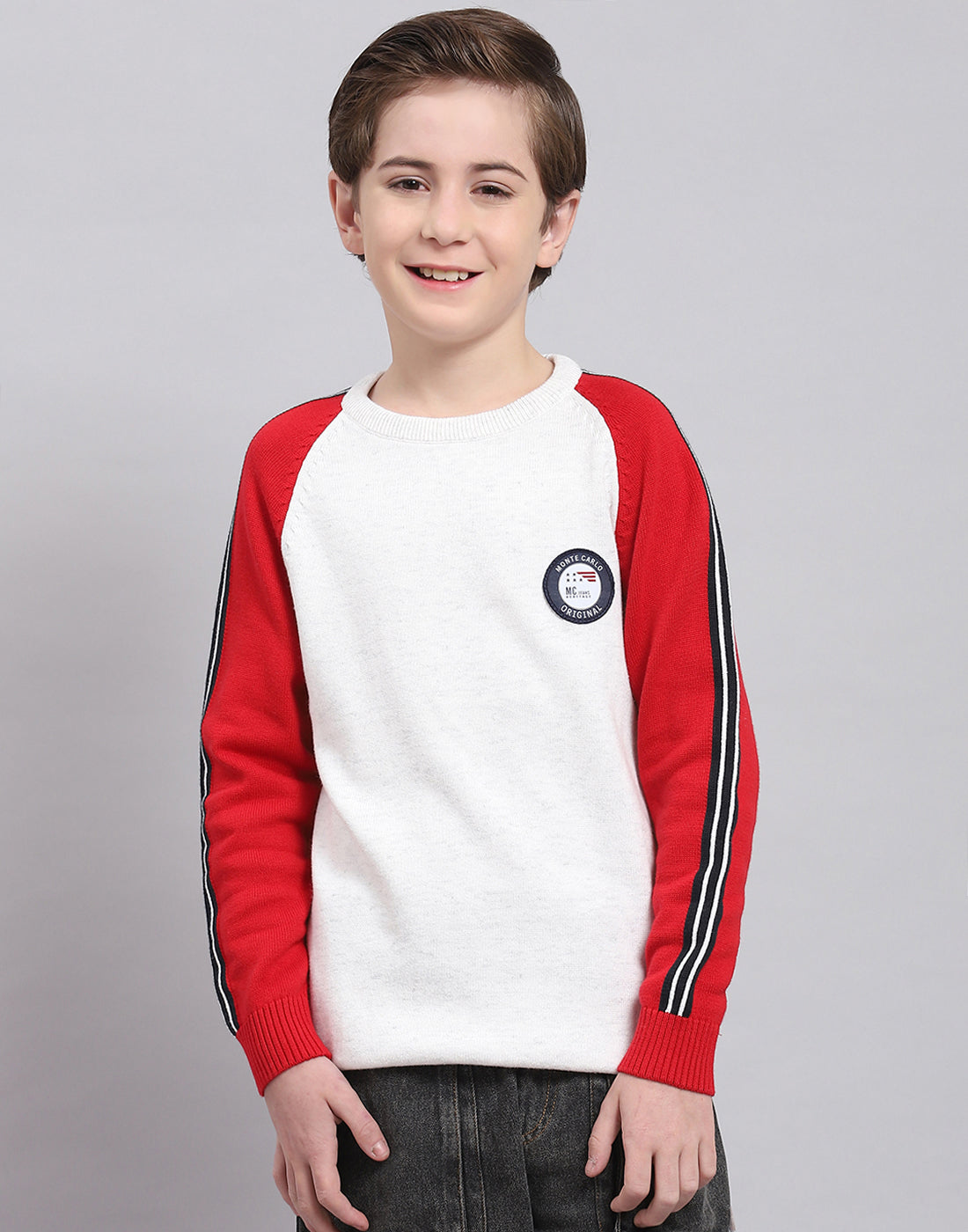 Boys White Solid Round Neck Full Sleeve Sweater