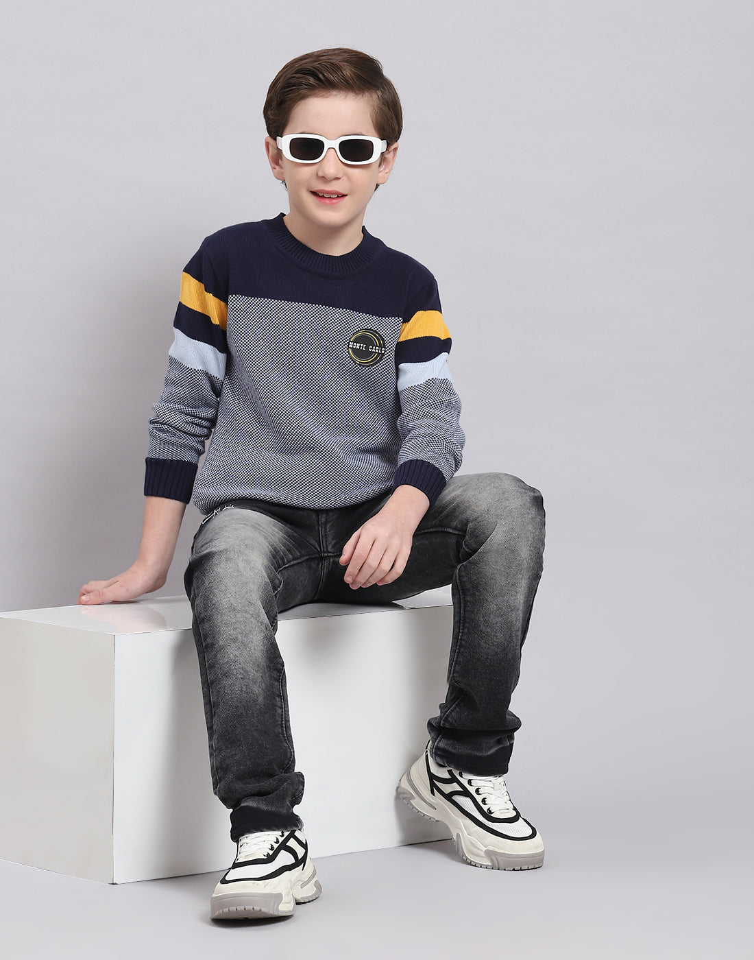 Boys Navy Blue Self Design Round Neck Full Sleeve Sweater