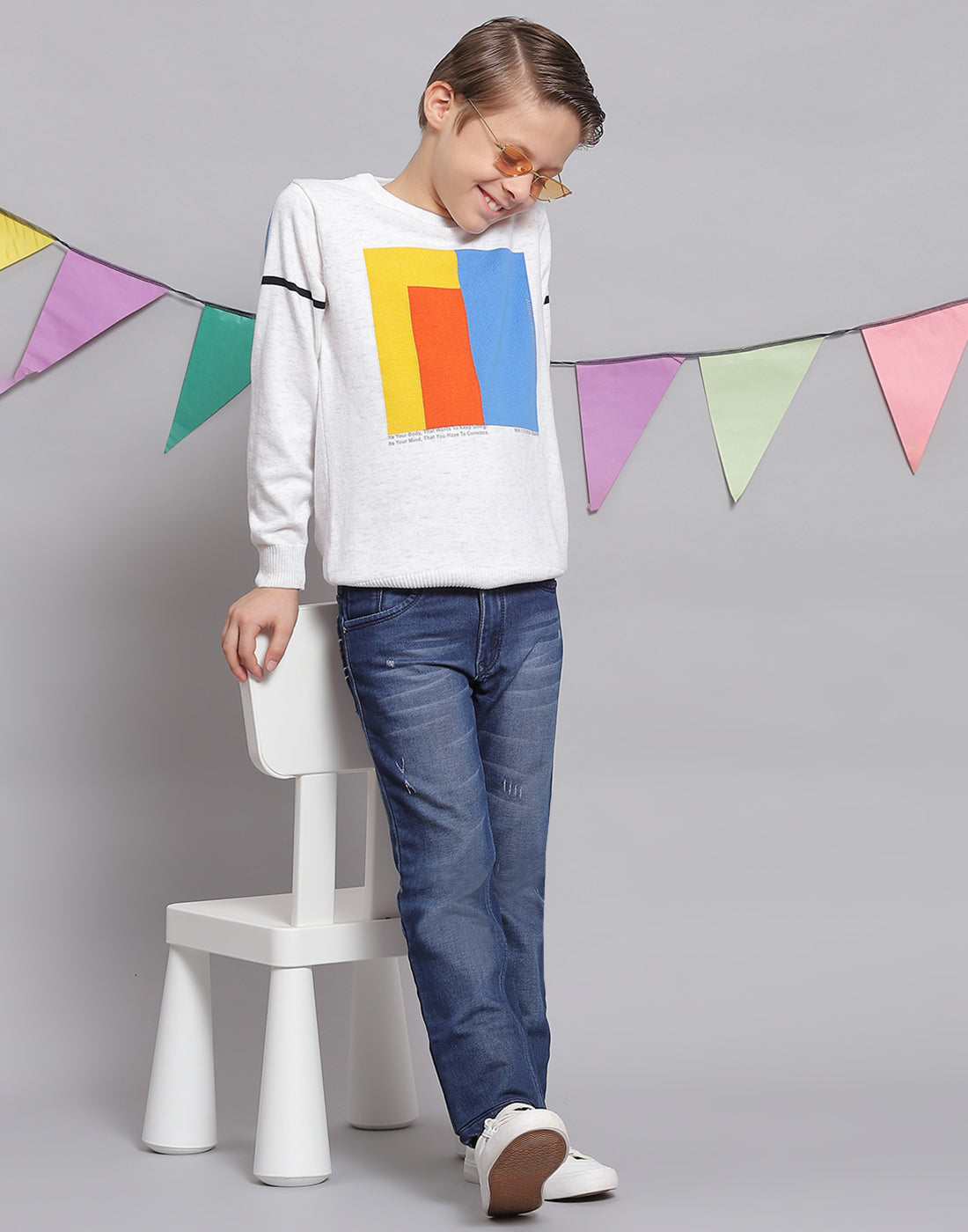 Boys White Printed Round Neck Full Sleeve Sweater