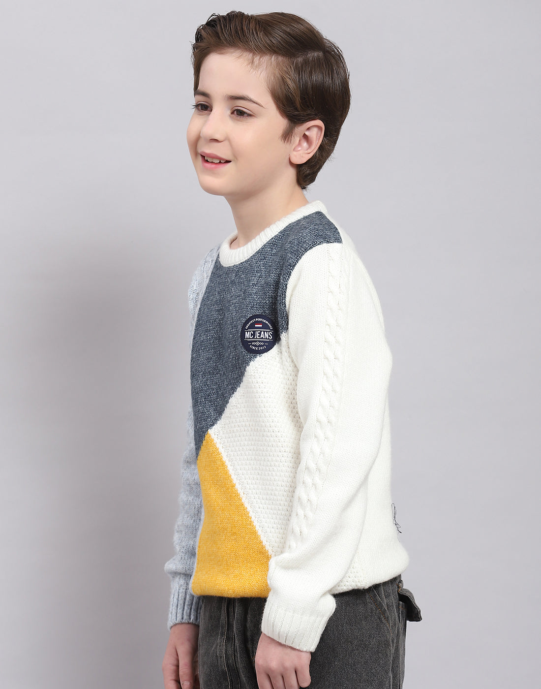 Boys White Self Design Round Neck Full Sleeve Sweater