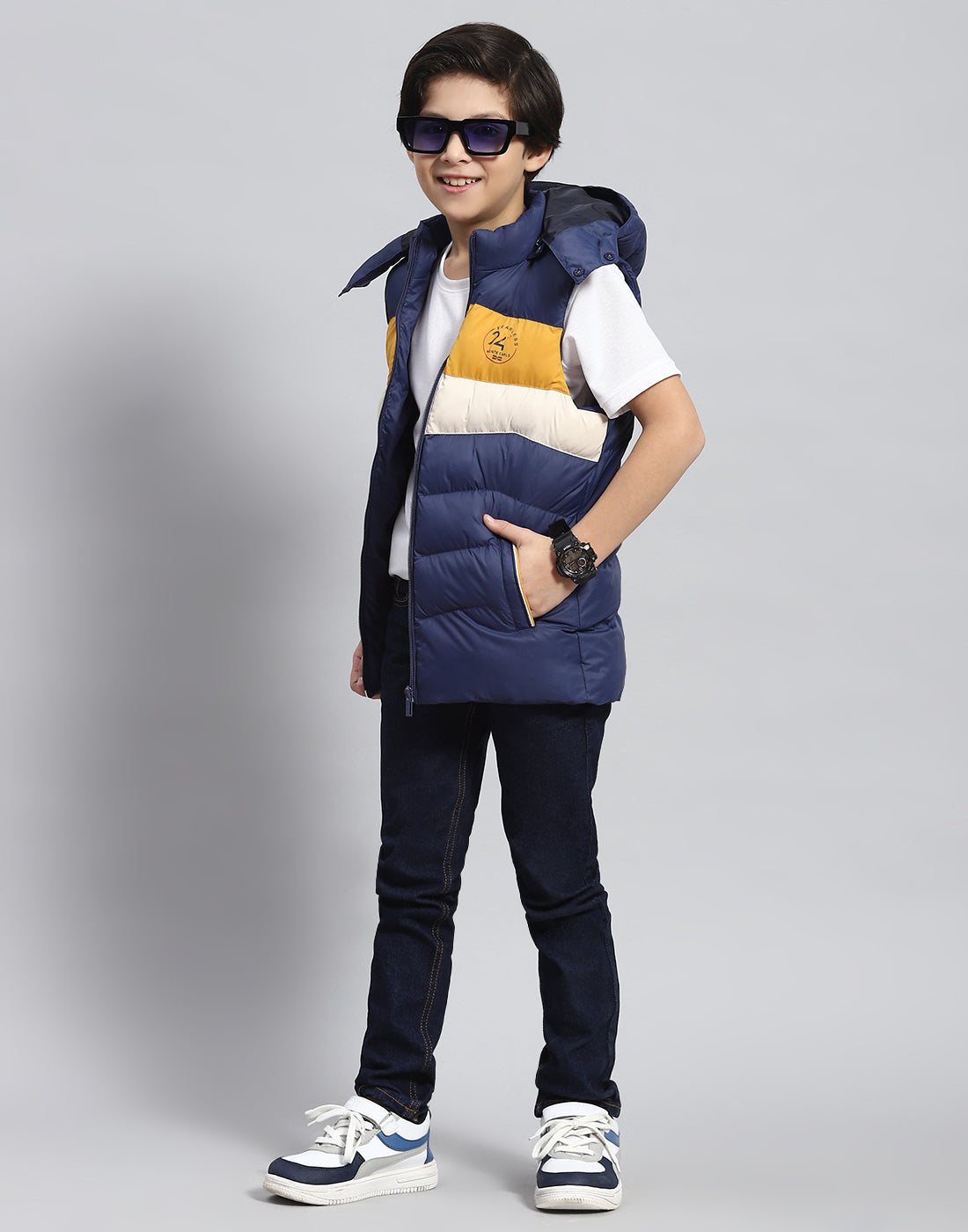 Boys Navy Blue Solid Hooded Sleeveless Boys Jacket