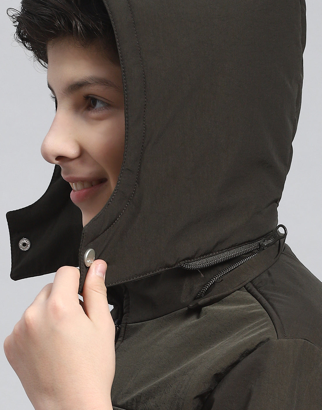 Boys Olive Solid Hooded Full Sleeve Boys Jacket