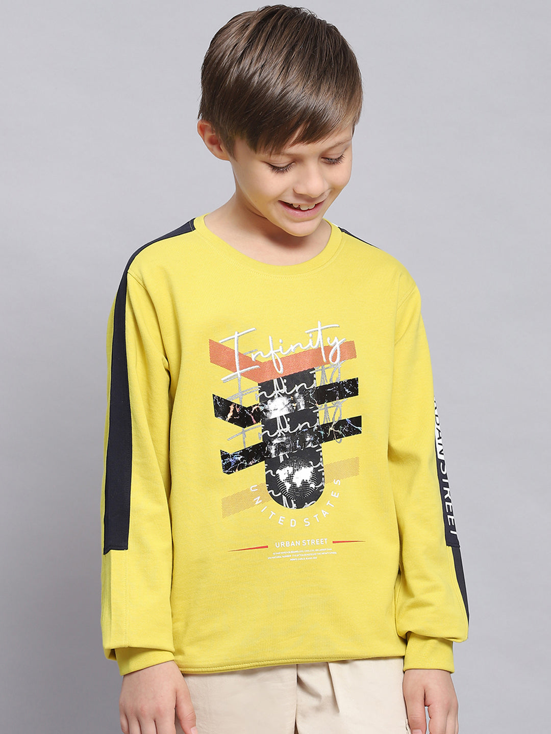 Boys Yellow Printed Round Neck Full Sleeve Sweatshirt