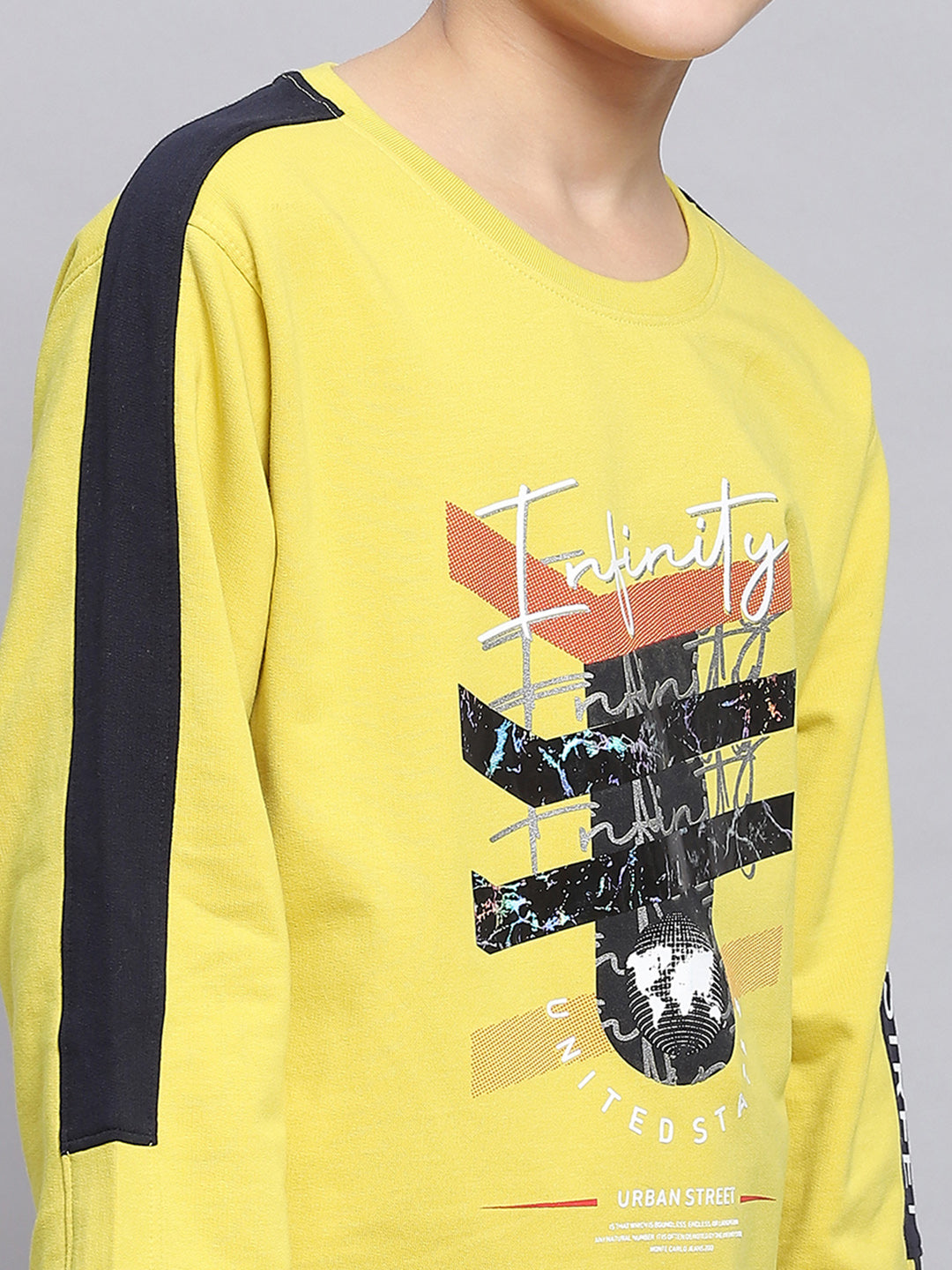 Boys Yellow Printed Round Neck Full Sleeve Sweatshirt