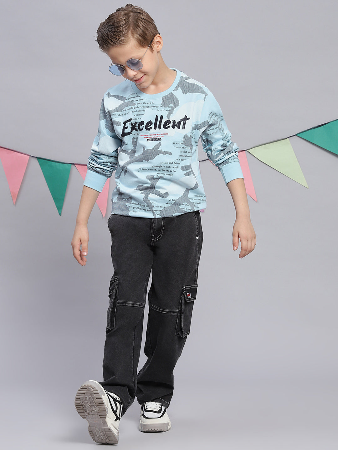 Boys Blue Printed Round Neck Full Sleeve Sweatshirt