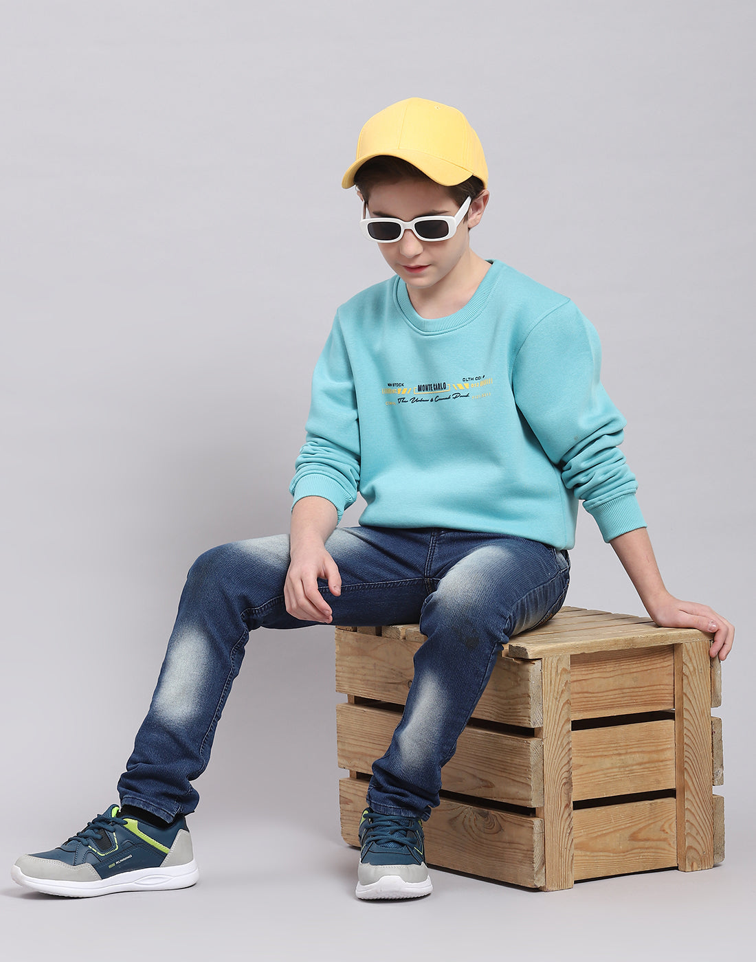 Boys Blue Printed Round Neck Full Sleeve Sweatshirt