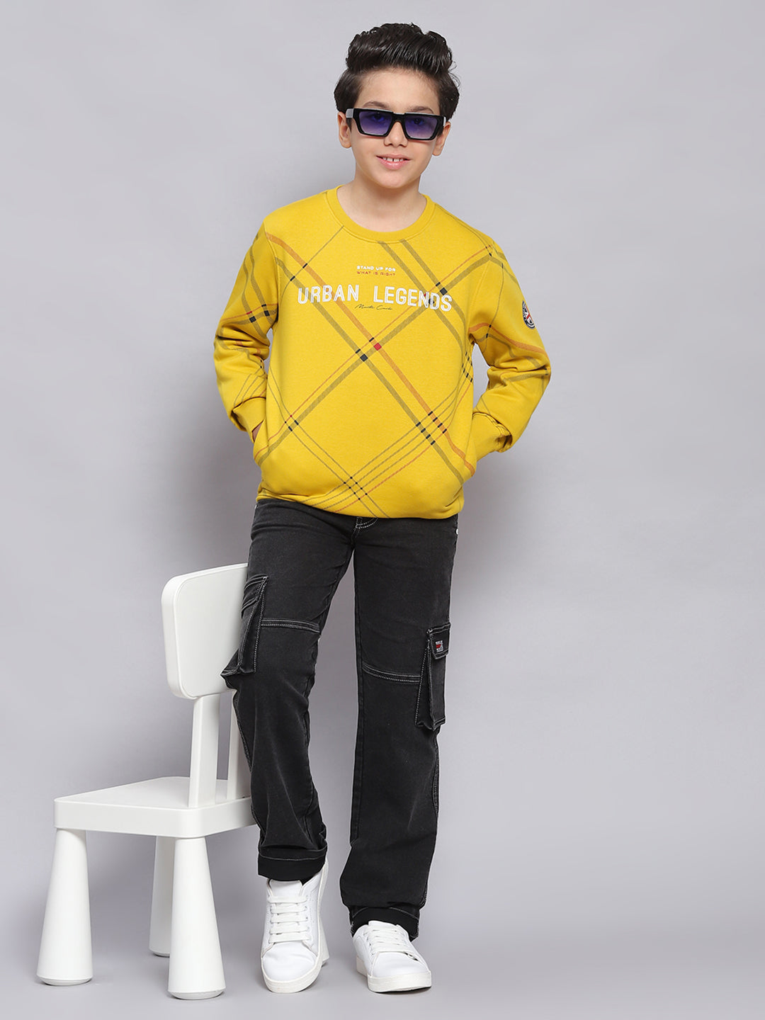 Boys Yellow Printed Round Neck Full Sleeve Sweatshirt