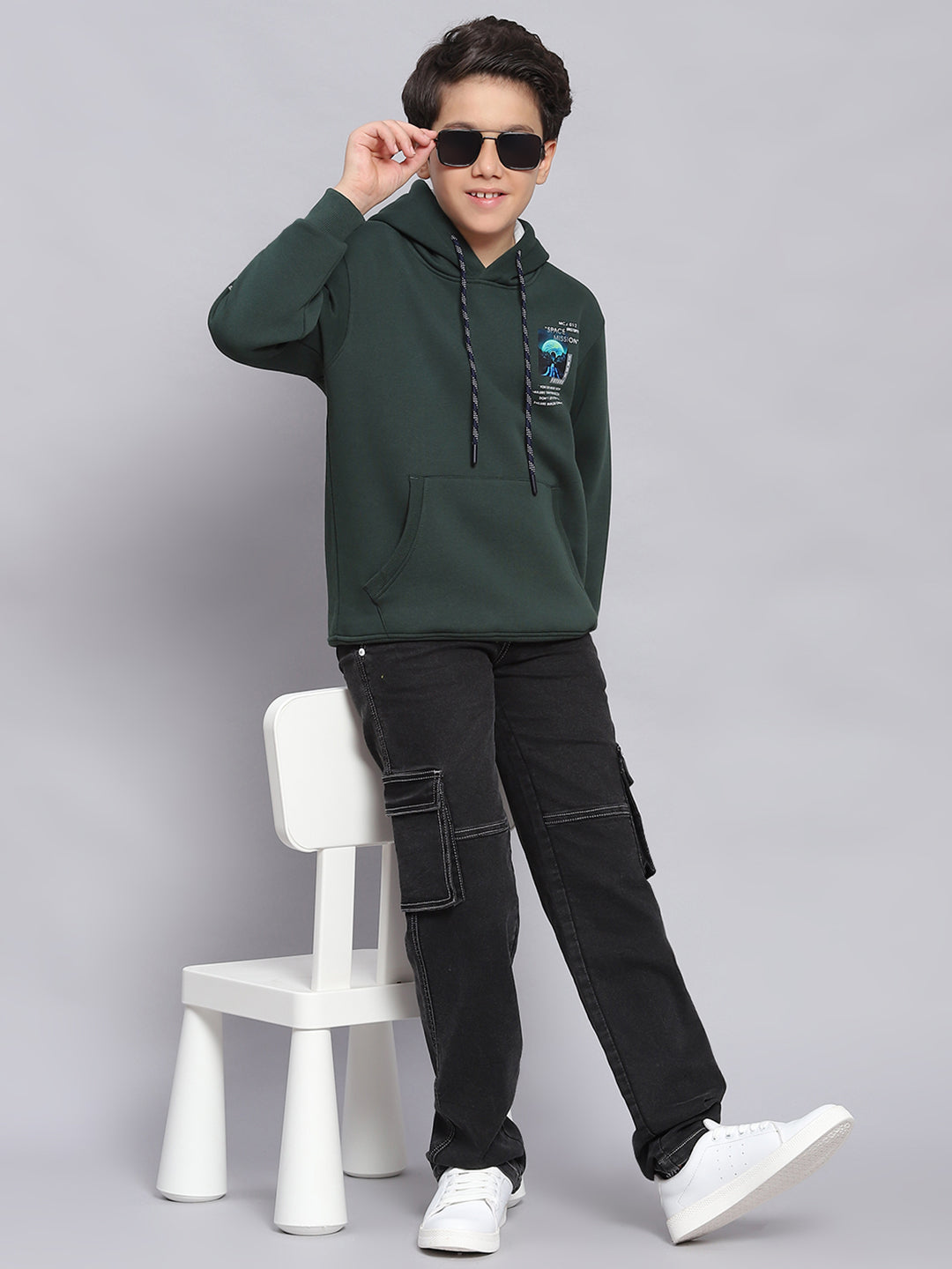 Boys Green Printed Hooded Full Sleeve Sweatshirt