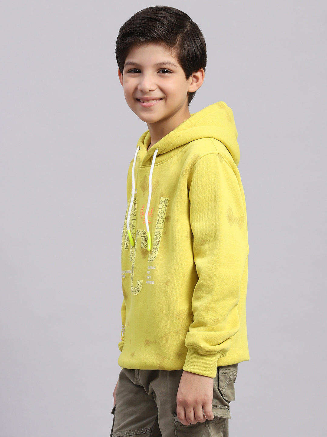 Boys Yellow Printed Round Neck Full Sleeve Sweatshirt