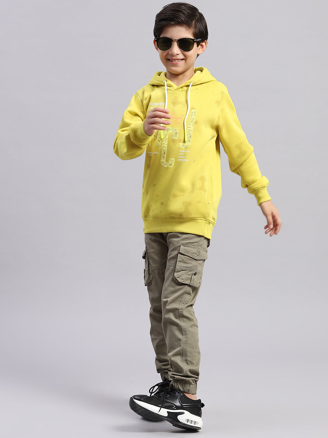 Boys Yellow Printed Round Neck Full Sleeve Sweatshirt