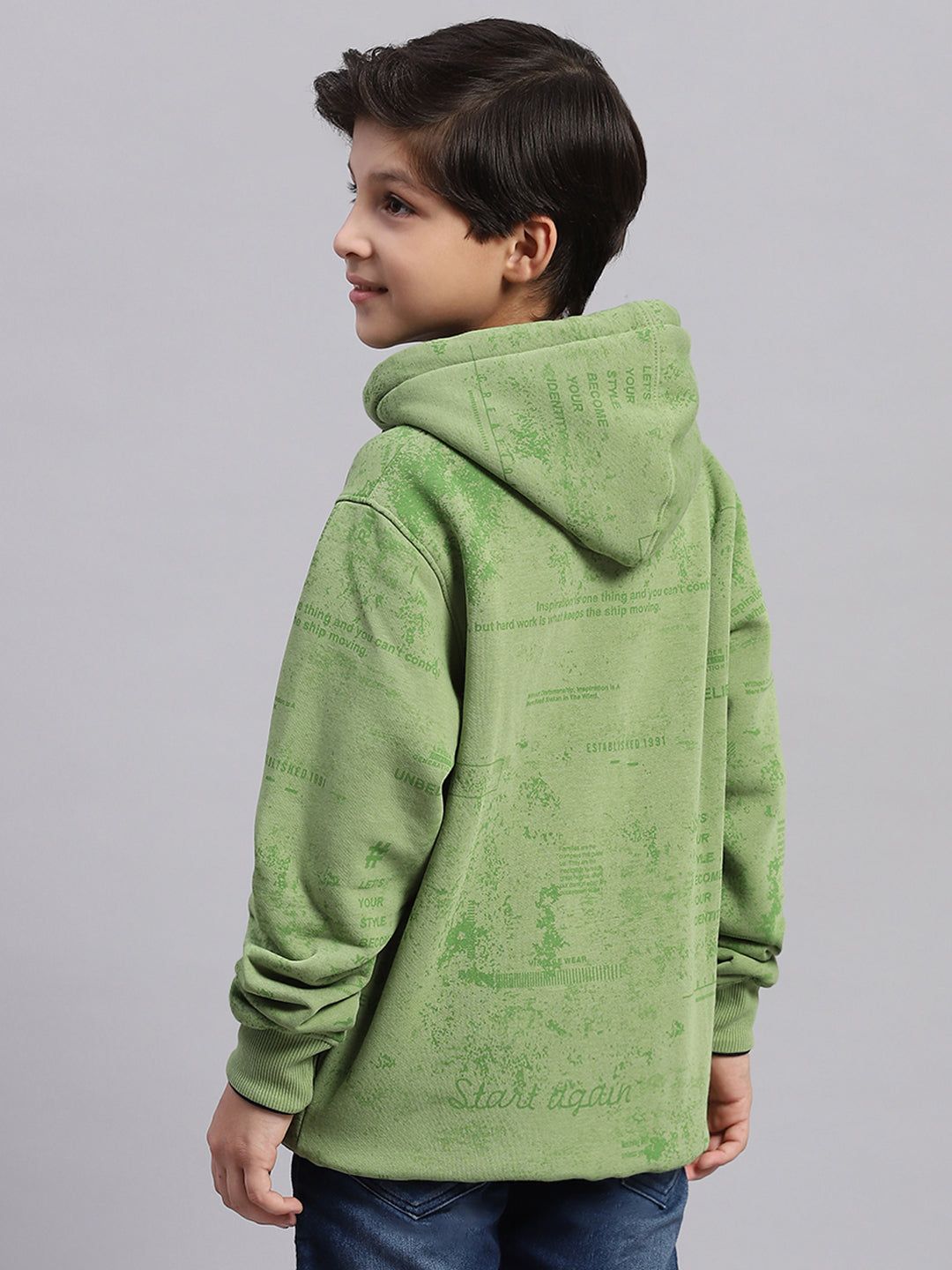 Boys Green Printed Round Neck Full Sleeve Sweatshirt