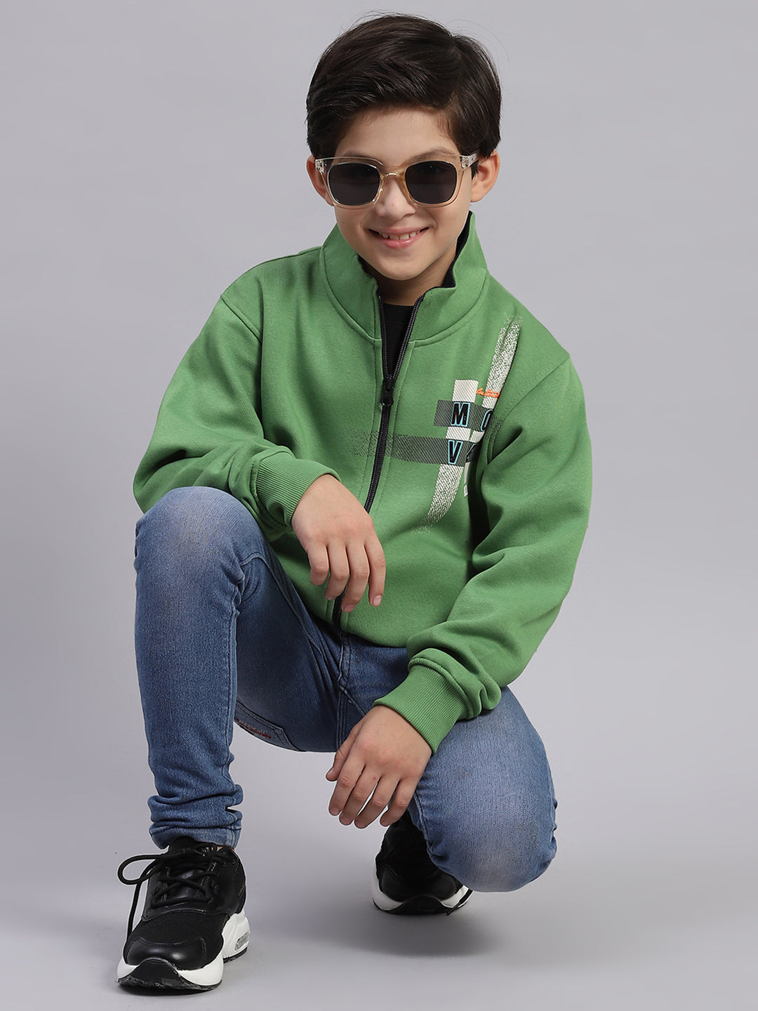 Boys Green Printed Stand Collar Full Sleeve Sweatshirt