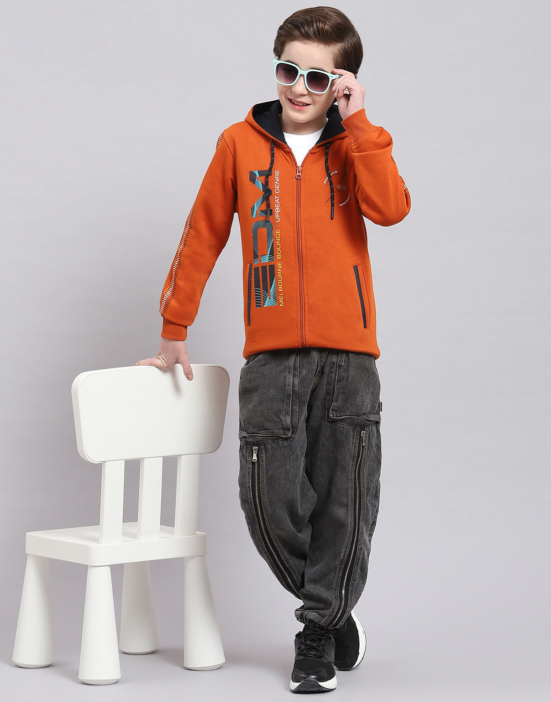 Boys Brown Printed Hooded Full Sleeve Sweatshirt