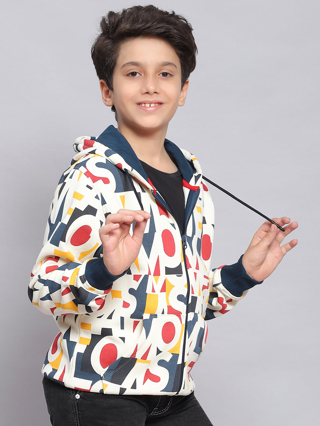 Boys Multicolor Printed Hooded Full Sleeve Sweatshirt