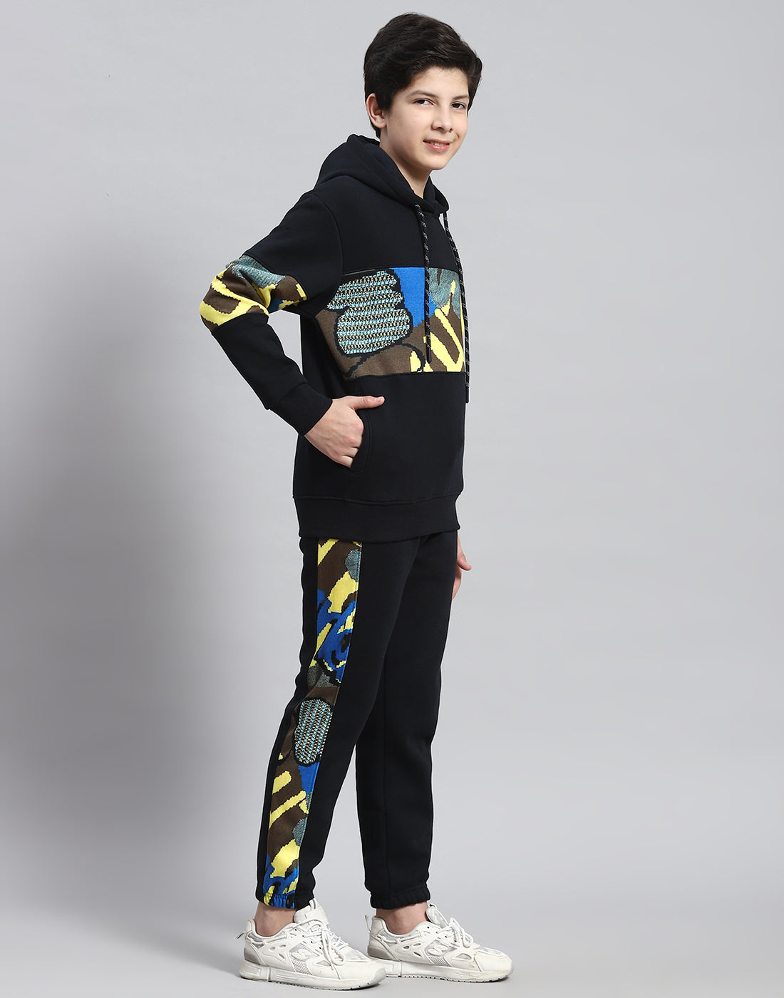 Boys Navy Blue Printed Round Neck Full Sleeve Tracksuit