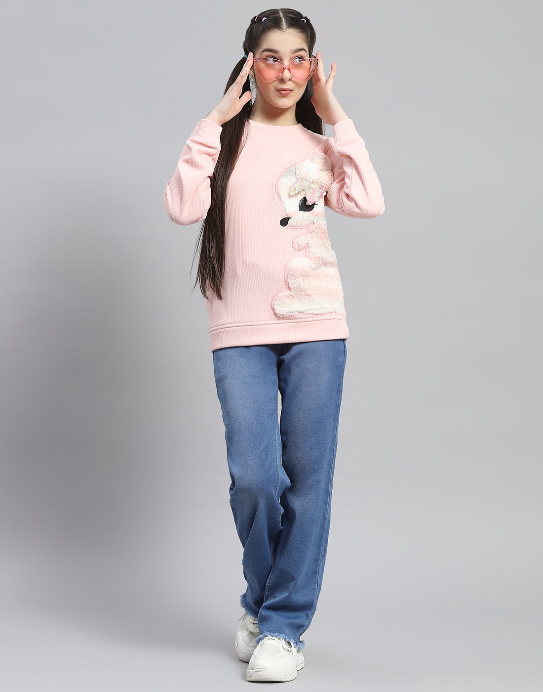 Girls Pink Embroidered Round Neck Full Sleeve Sweatshirt