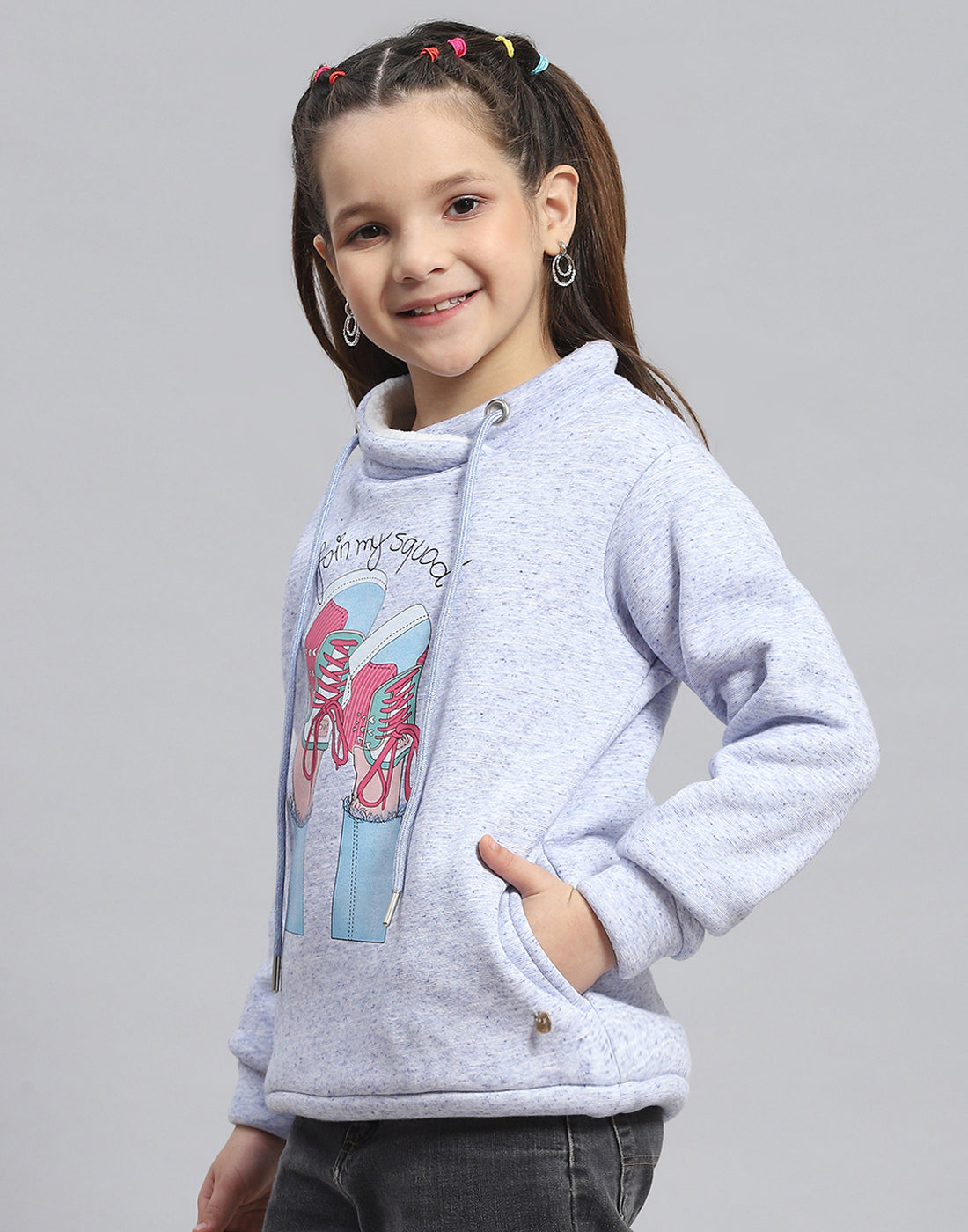 Girls Blue Printed Round Neck Full Sleeve Sweatshirt