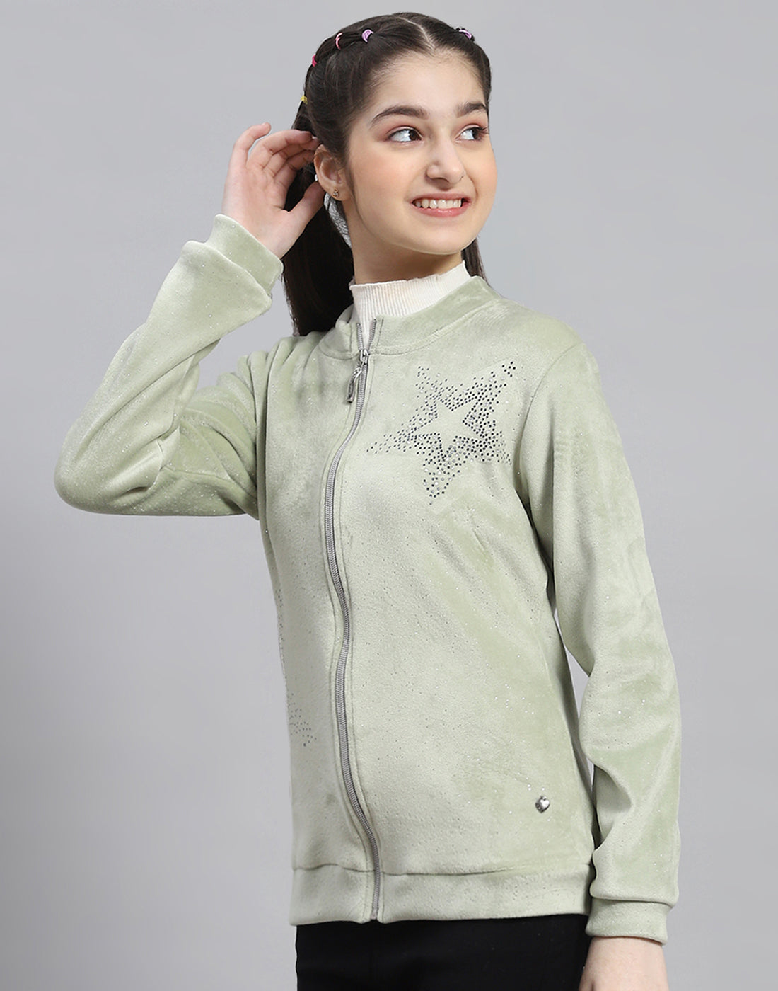 Girls Green Embellished Stand Collar Full Sleeve Sweatshirt