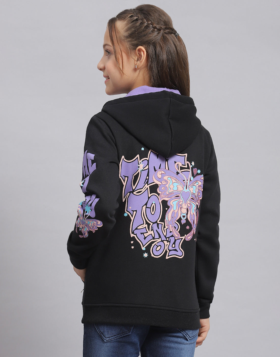 Girls Black Printed Hooded Full Sleeve Sweatshirt