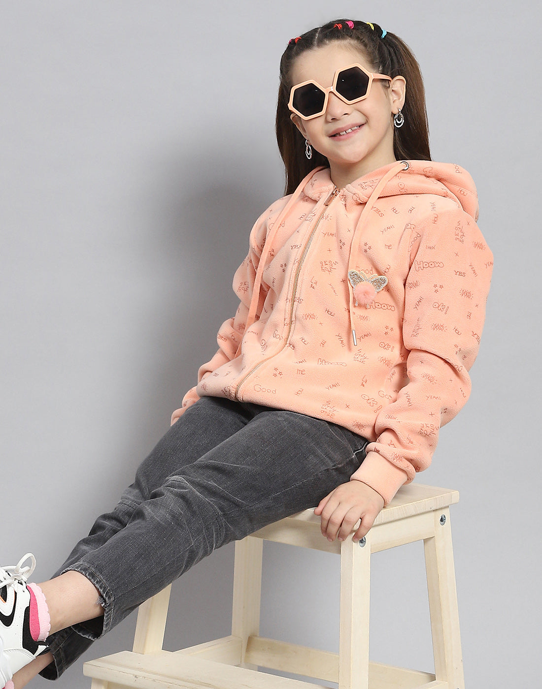 Girls Peach Printed Hooded Full Sleeve Sweatshirt