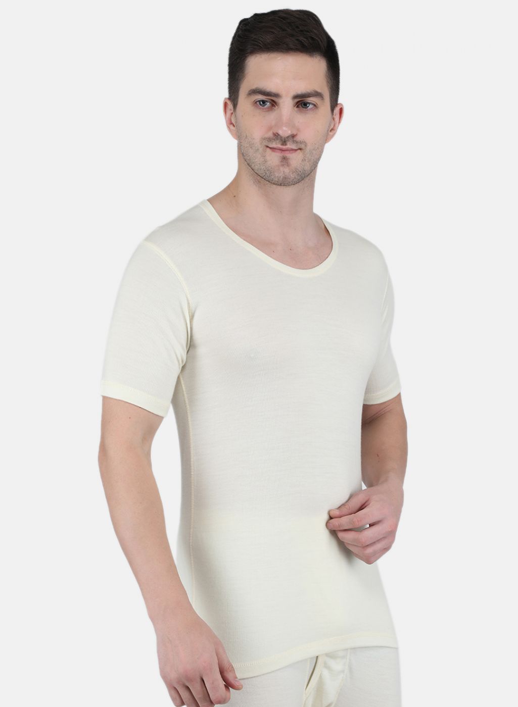 Men Cream Solid Thermal Vest