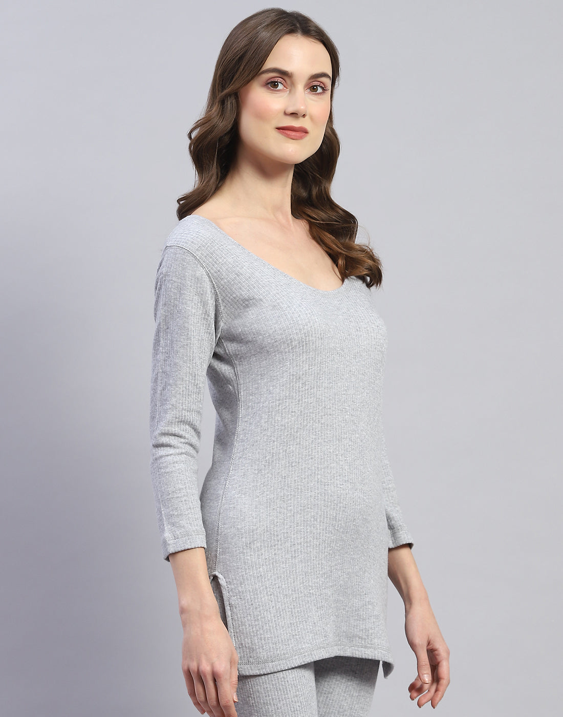 Women Grey Solid Round Neck 3/4 Sleeve Thermal Vest