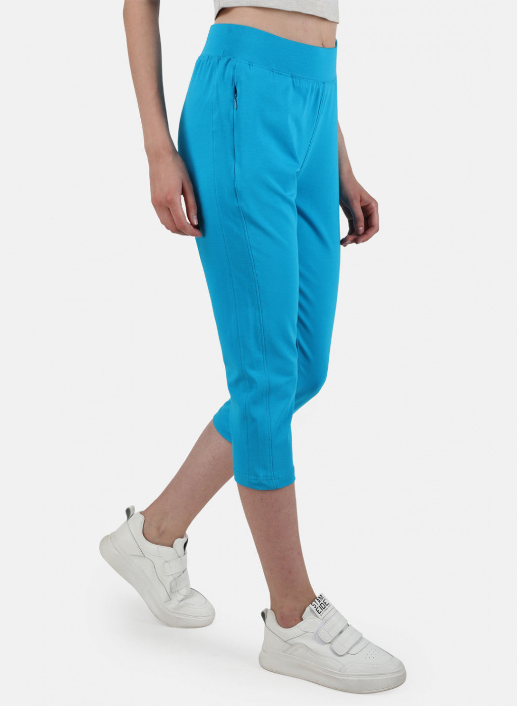 Womens Blue Regular Capri