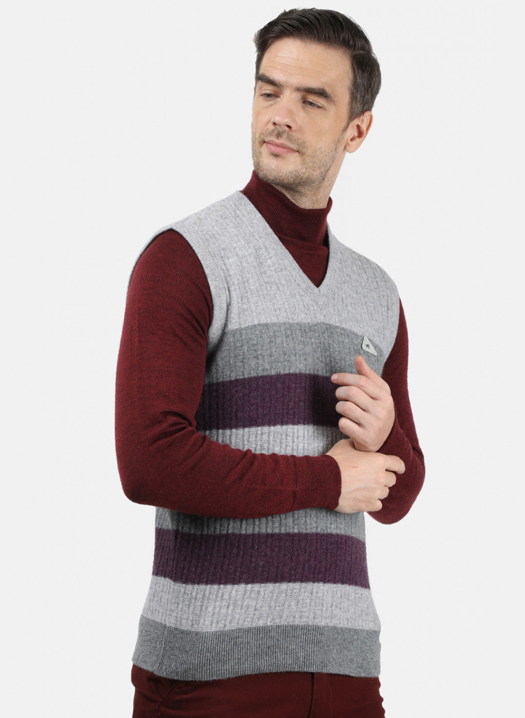 Men Grey Solid Sweater