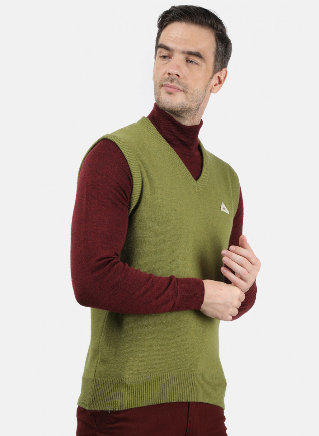 Men Green Solid Sweater