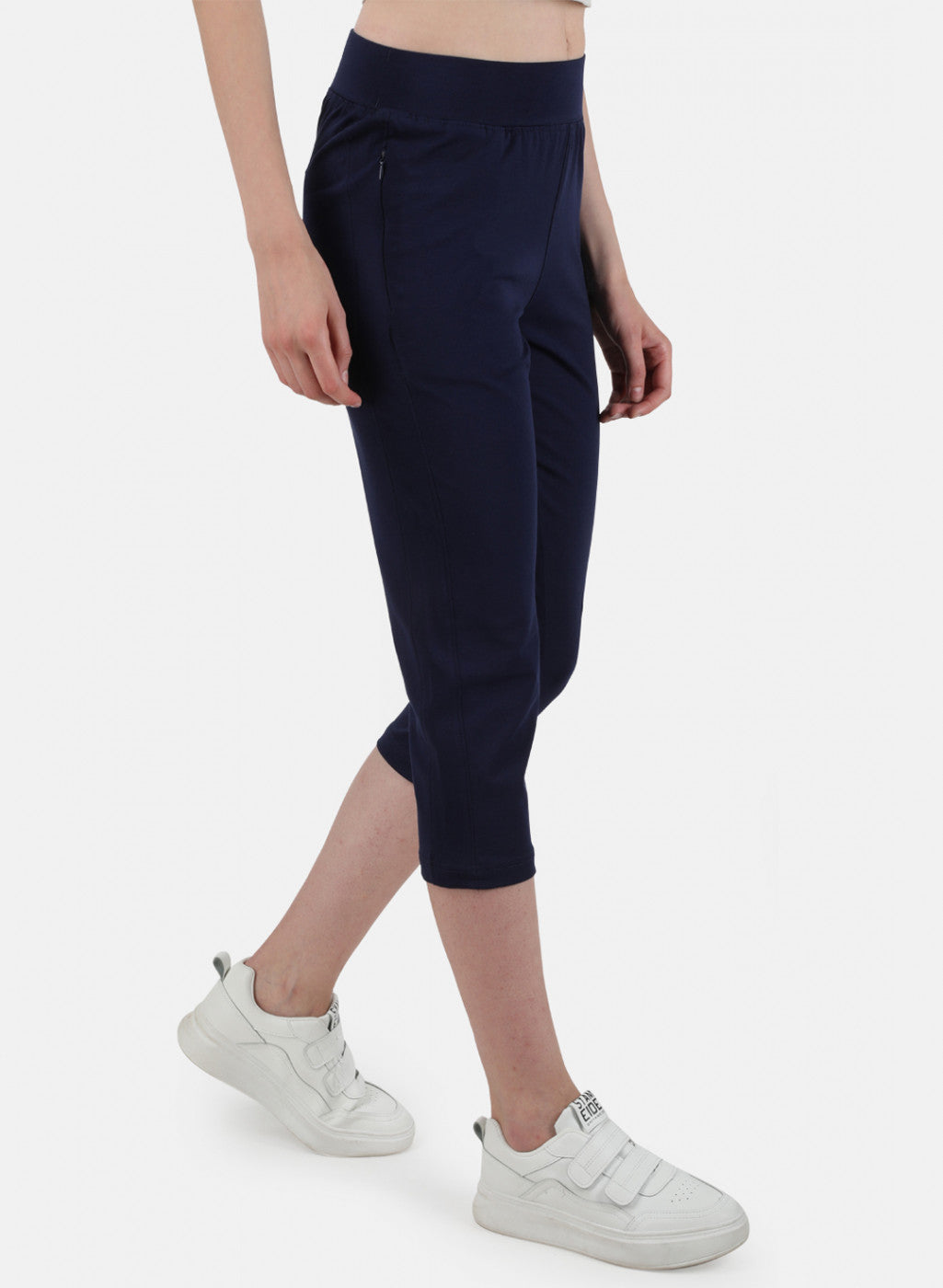 Womens Blue Regular Capri