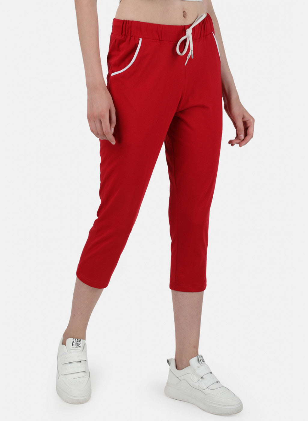 Womens Red Regular Capri